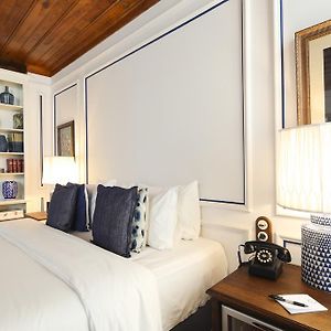 Suite Basement